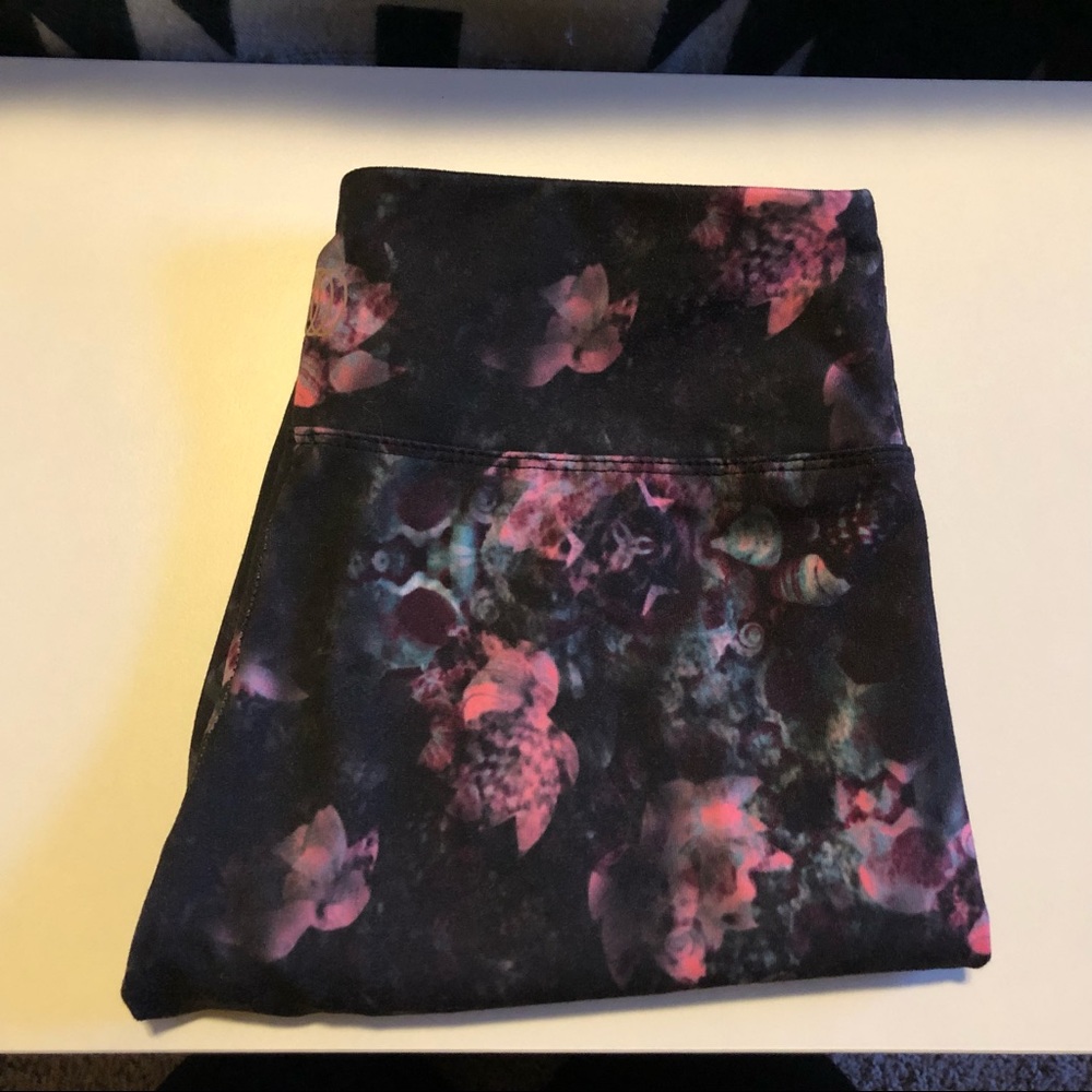 Multi colored exercise tights
